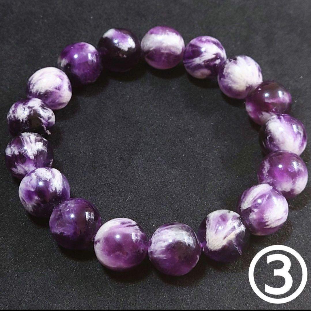 ★フェザーinパープルフローライト 12.3ミリ珠 ブレスレット③(SA+)