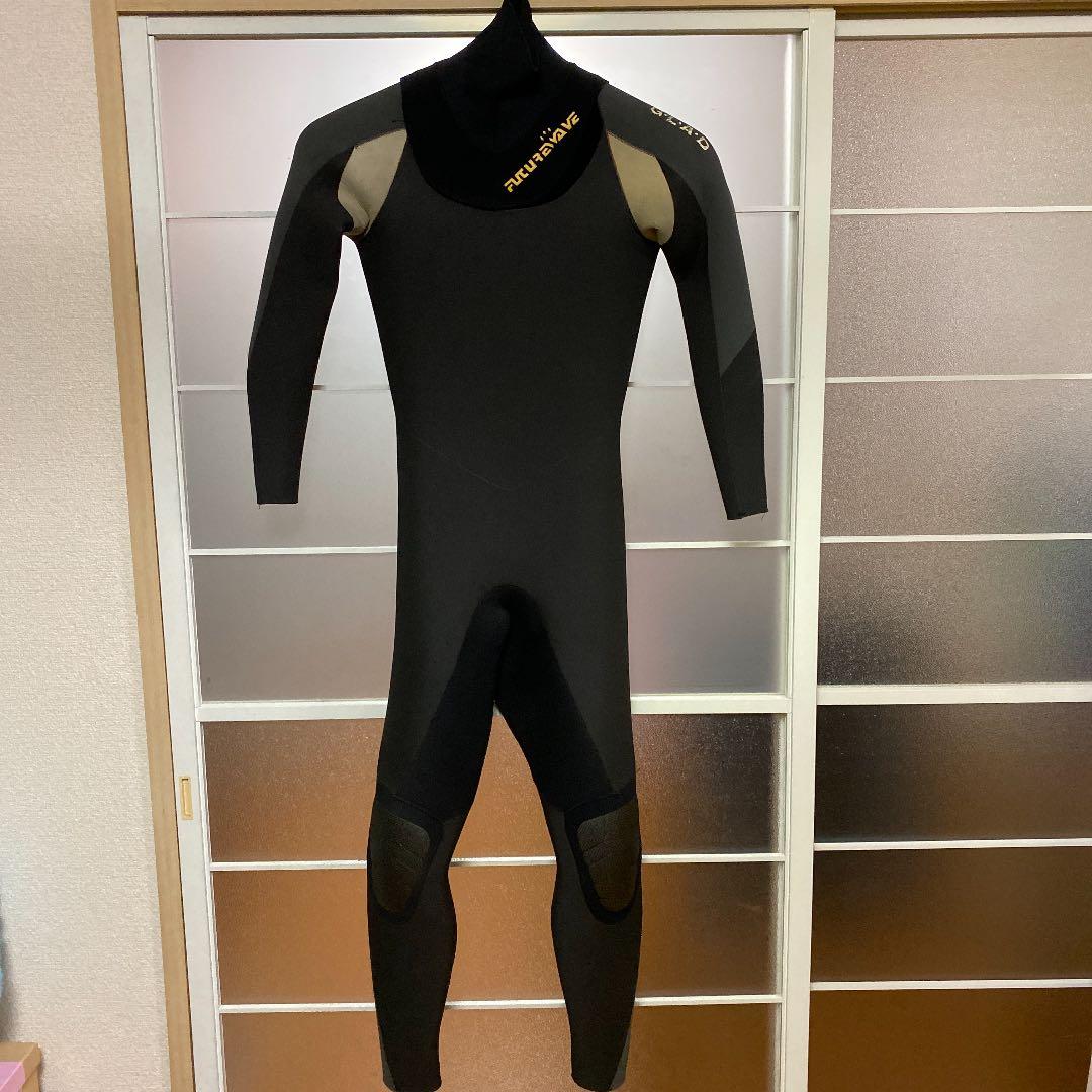 最終値下げ！！　FUTURE レディース　ウェットスーツ　５ミリ