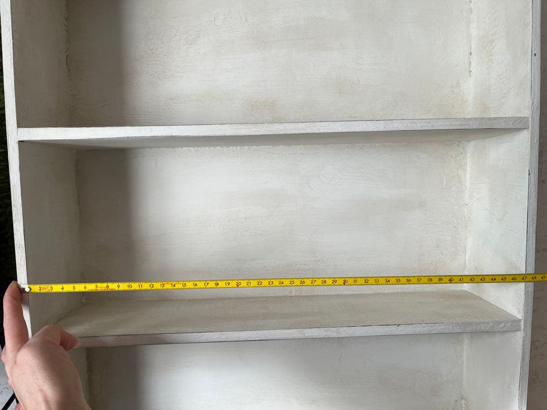 壁掛け飾り棚フック付き　アンティーク風