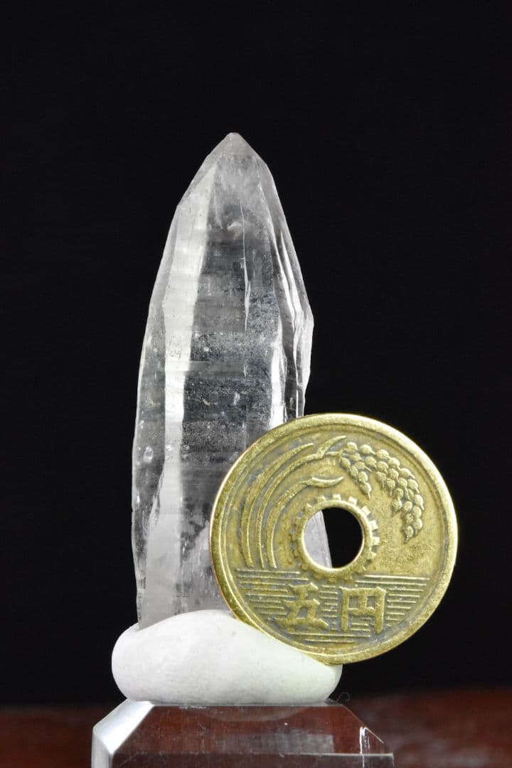 カイラス産 ルチルオンクォーツ