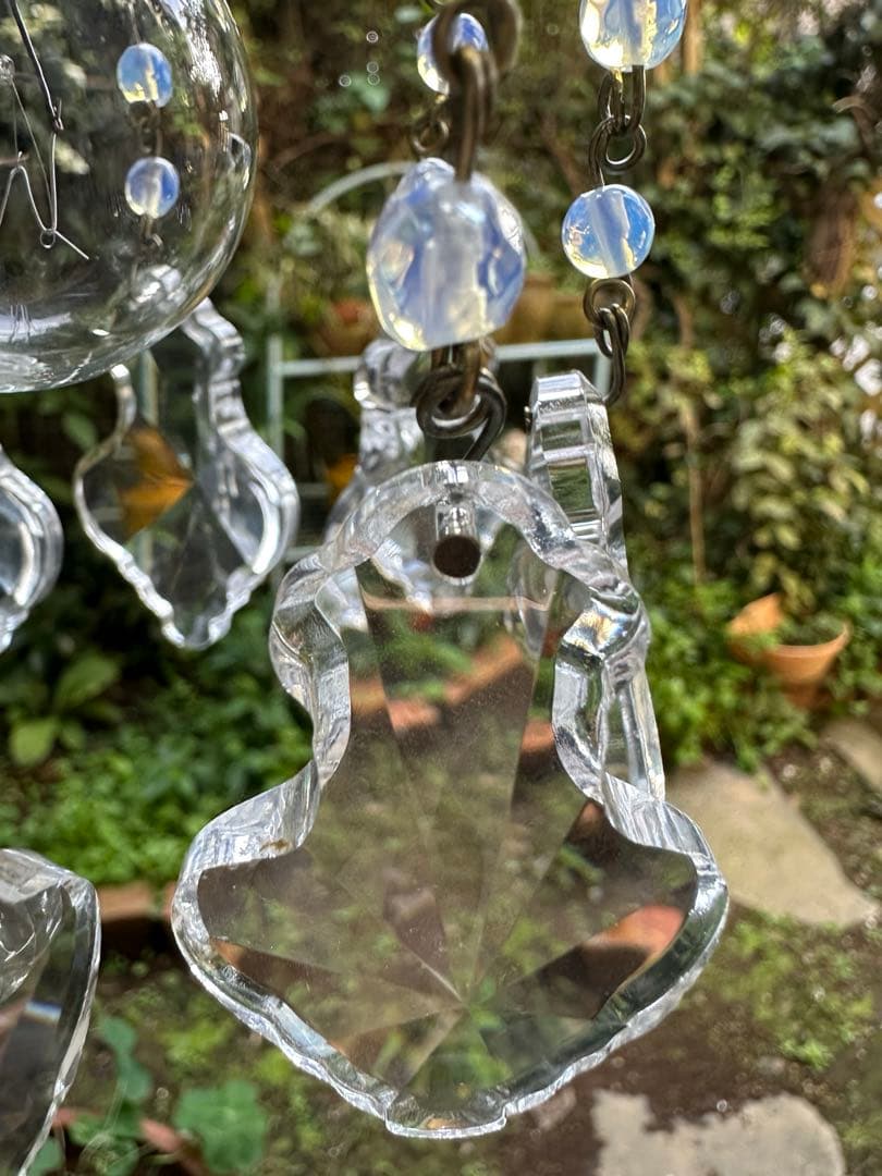 フランス アンティーク フレンチリーフとオパールセントの可愛いミニシャンデリア＊