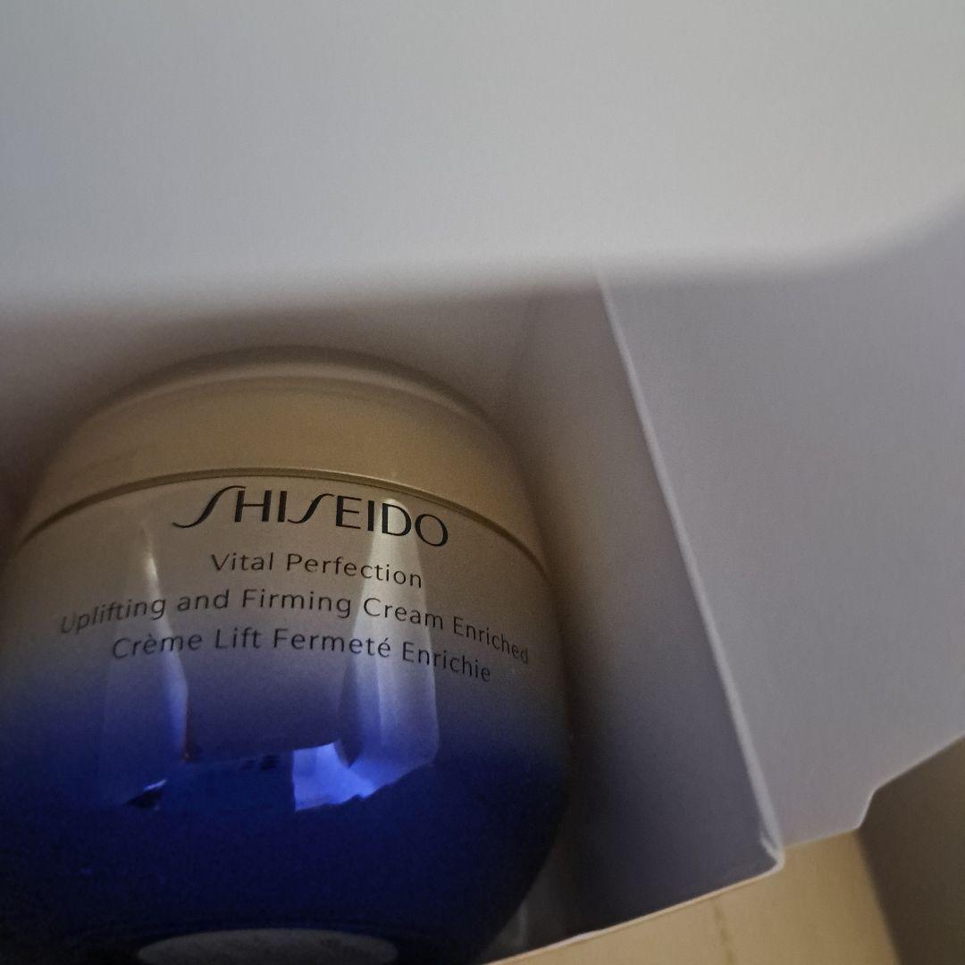 バイタルパーフェクション UL ファーミングクリーム エンリッチド