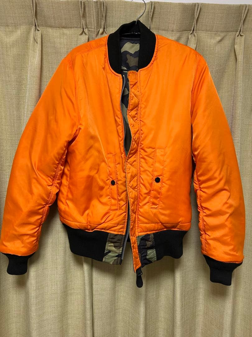 Alpha Industries MA-1 迷彩ジャケット