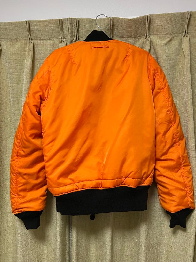 Alpha Industries MA-1 迷彩ジャケット