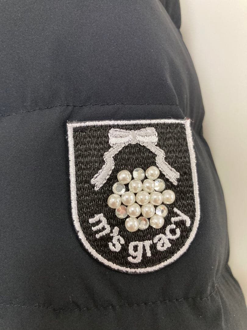 専用です☆新品カタログ掲載品お色違いエムズグレイシー　ダウンコート　42