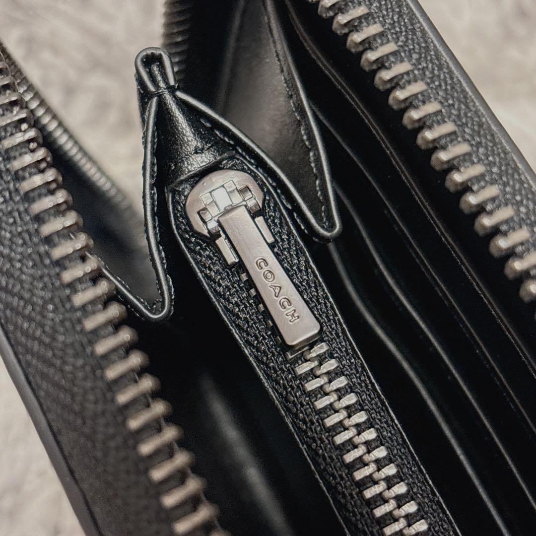COACH(カモフラージュシグネチャー ラウンドジップ長財布)