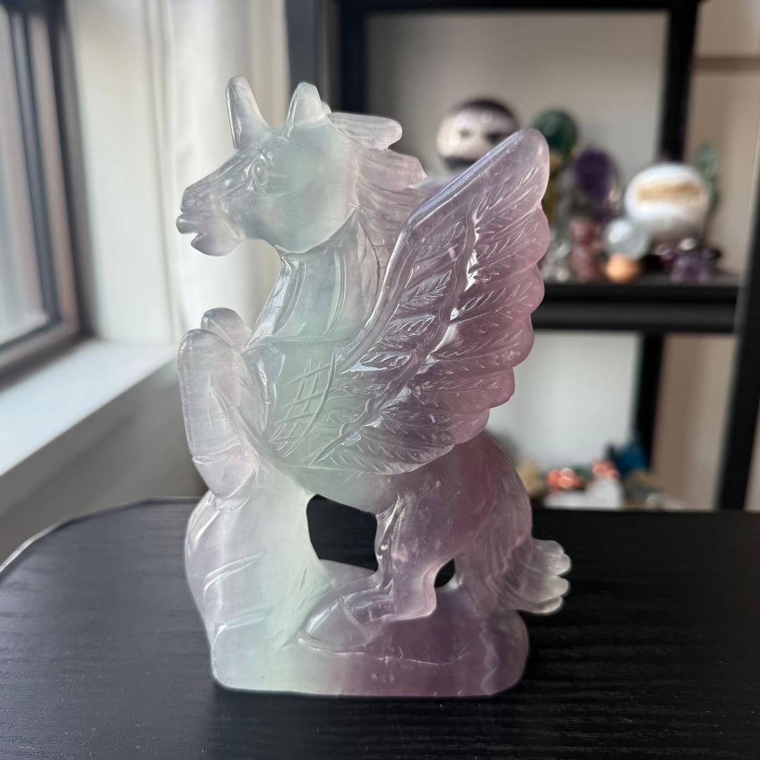 天然石フローライトのユニコーン　置物　彫物NO.120512
