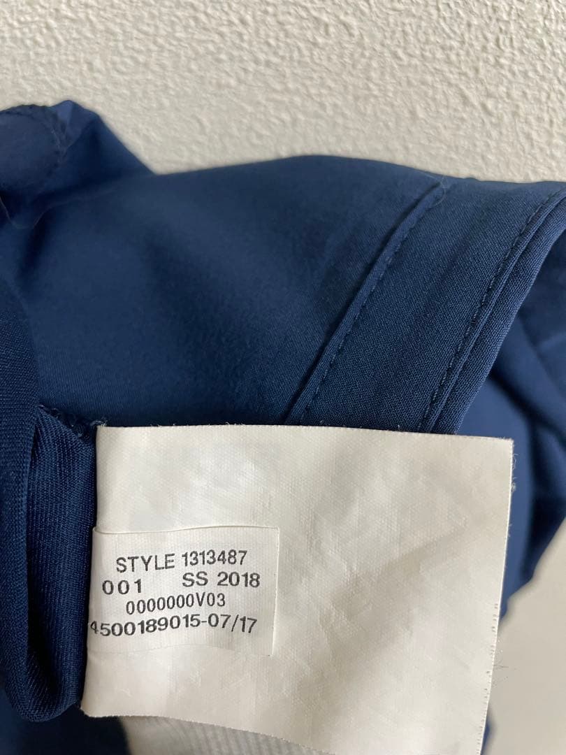 Under Armour ネイビー トレーニングウェア上下セット