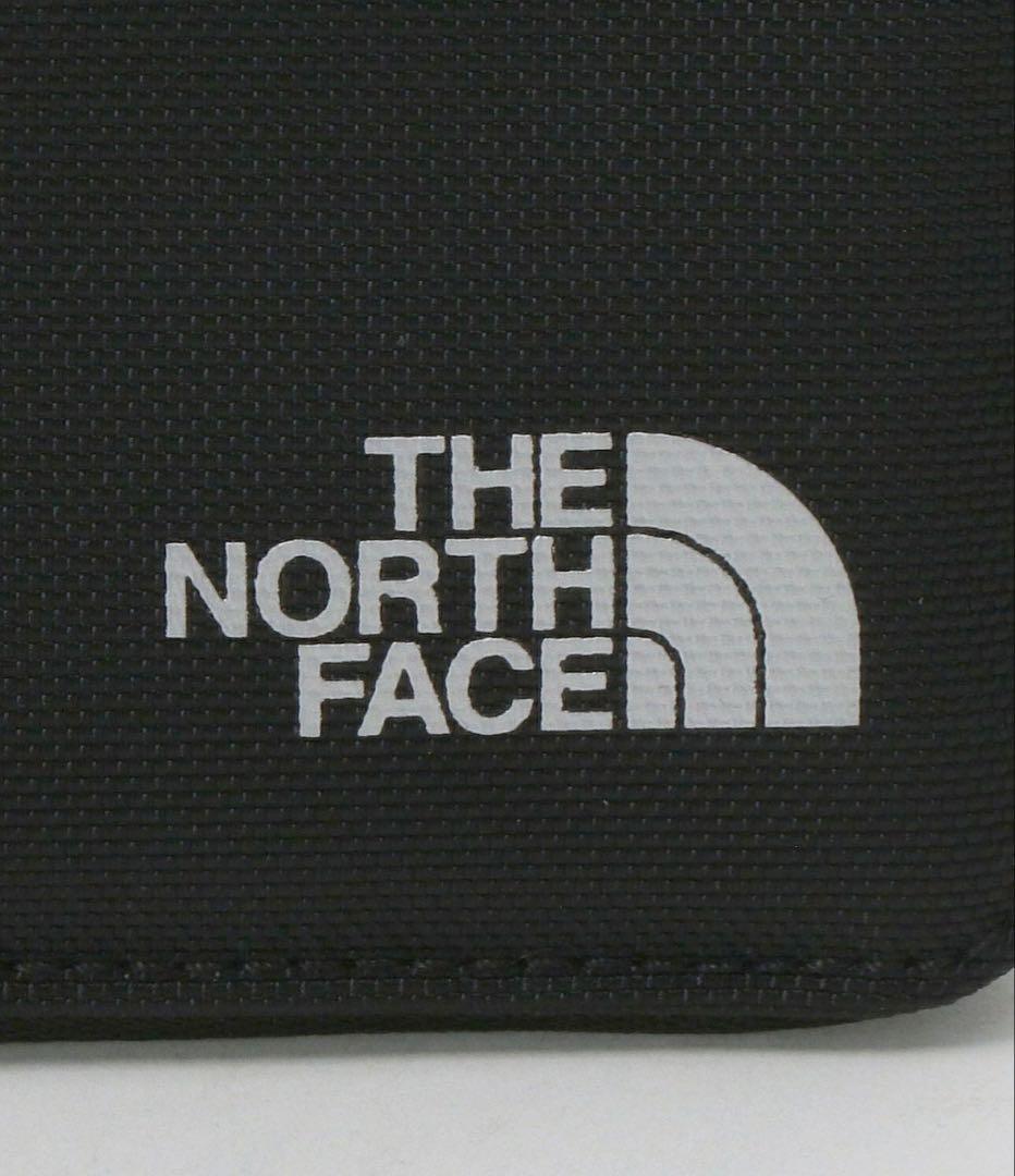 THE NORTH FACE シャトルトラベルオーガナイザー／ポーチ