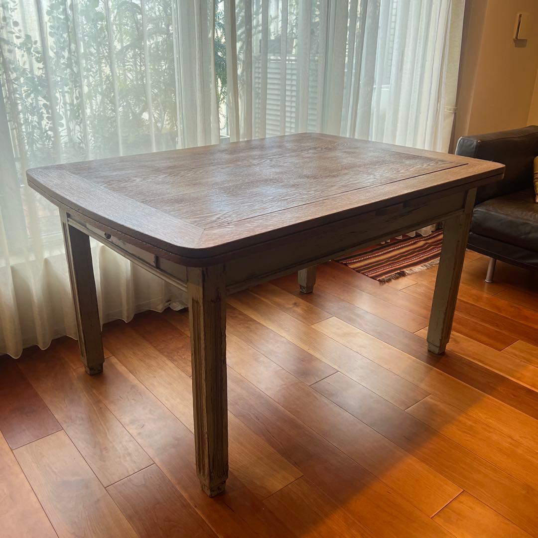 フランスアンティーク　ダイニングテーブル