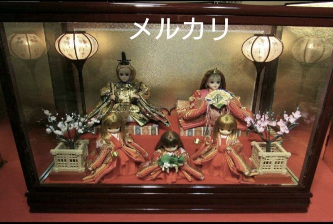 リカちゃん★親王 三人官女☆五人飾ケース お雛様 雛人形☆カスタム