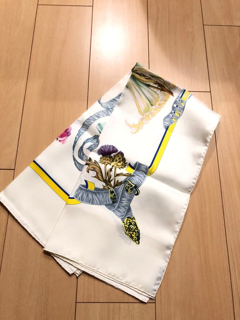 美品　HERMES カレ 90 REGINA エリザベス女王訪問記念