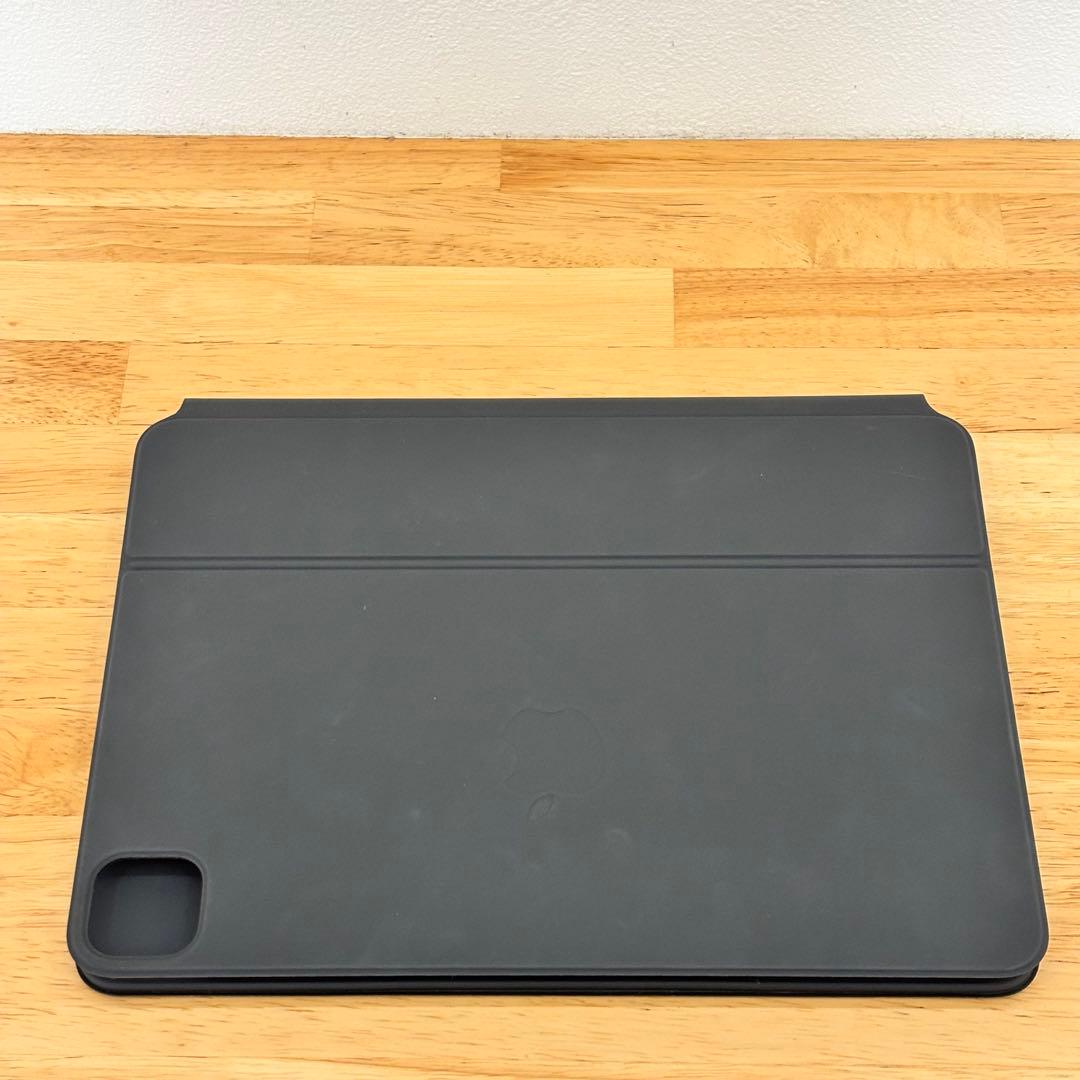 Applei Pad Magickeyboard 11インチ MXQT2J/A