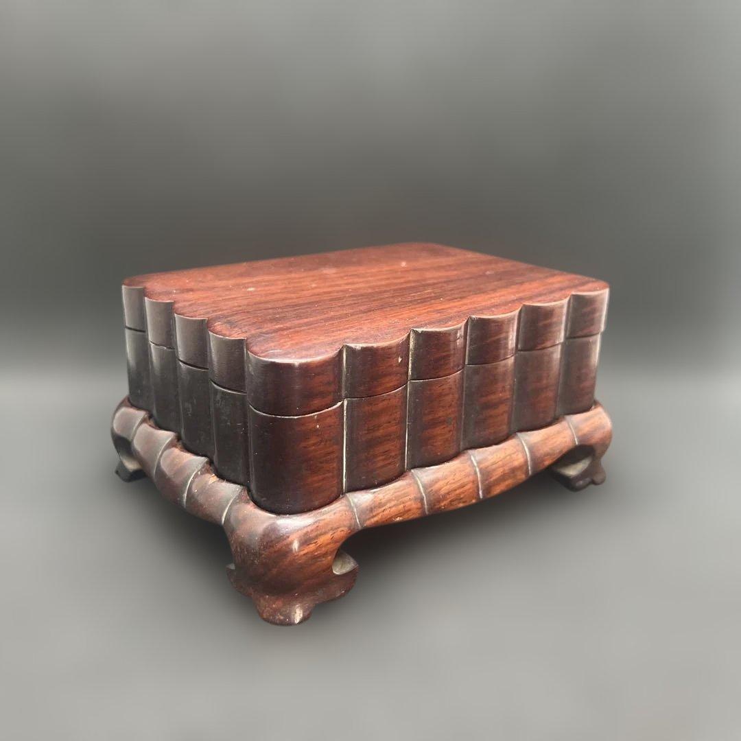 昭和レトロ　紫檀製小物入れ　タバコ入れ　昭和七年　上海事変記念　貴木紅木　お記念