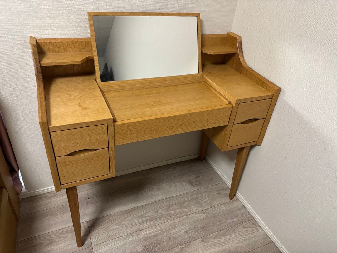 これで最終値下げ！　unico ドレッサー