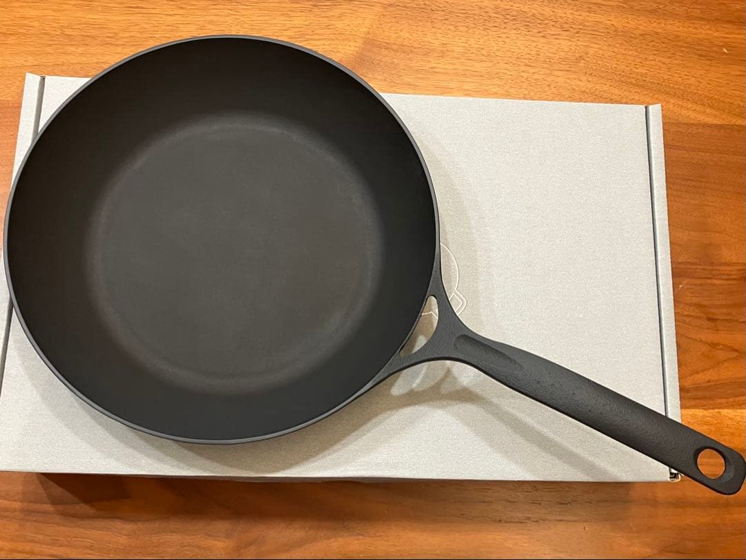 ダクタイルパン 26cm 新品未使用　箱付き