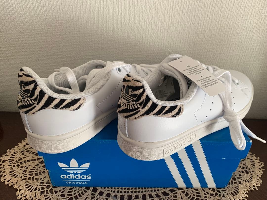 adidas アディダス　スタンスミス　ゼブラ　新品未使用品23cm スニーカー