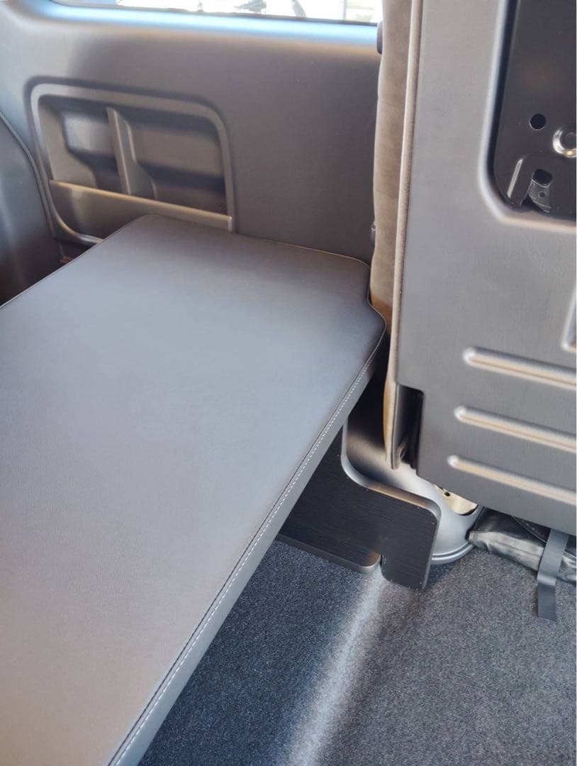 ハイエース ファインテックツアラー フレックス スマートベッドキット 新車外し