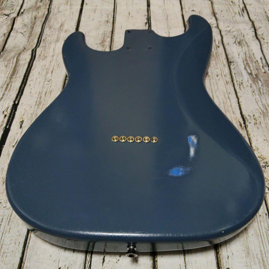 ストラトキャスタータイプ　ボディ　シンライン　セミアコ　エレキギター
