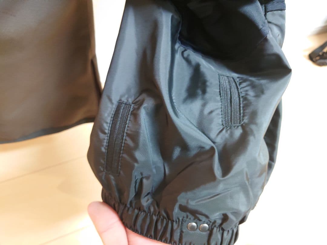 新品未使用　SCAPE M ダークブラウン スノーボードウェア