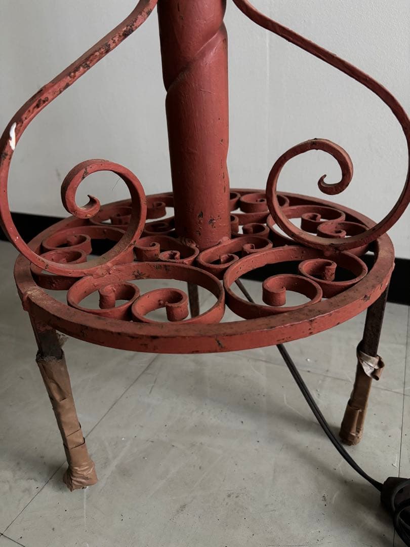 古いガーデンライト　スタンドライト　外灯　門灯　アイアン　電笠　レトロ照明