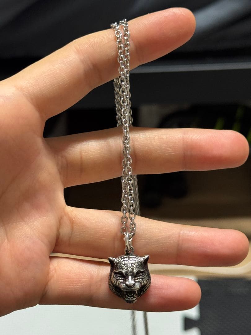 GUCCI キャットヘッド シルバーネックレス