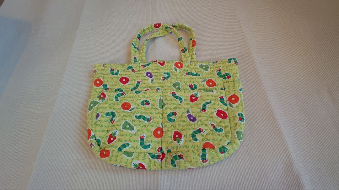 カラフルキャタピラー柄手提げバッグ