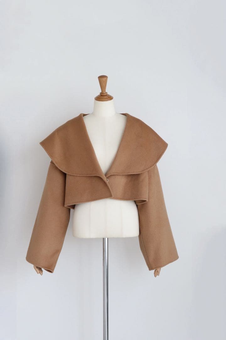 新品タグ付きgirlish St.cecilia ビッグカラーボレロ yori