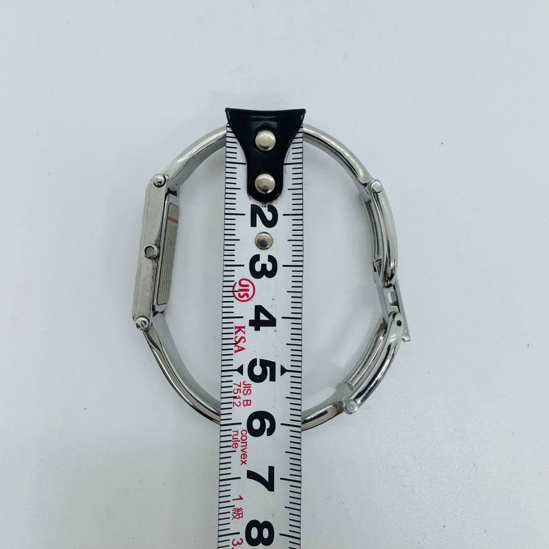 ✨GUCCI✨グッチ✨1500L✨ブラック文字盤✨シルバー✨クォーツ✨腕時計✨