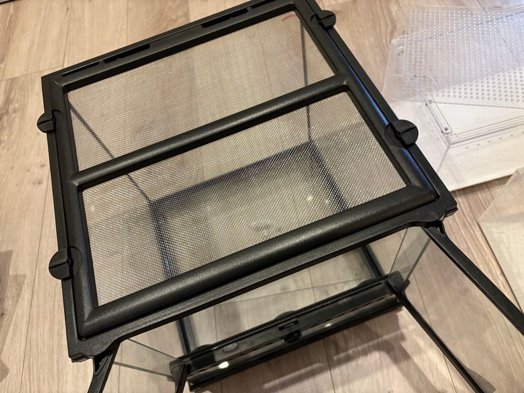 飼育ケージ 3個セット　おまけのエサ皿　シェルター付き