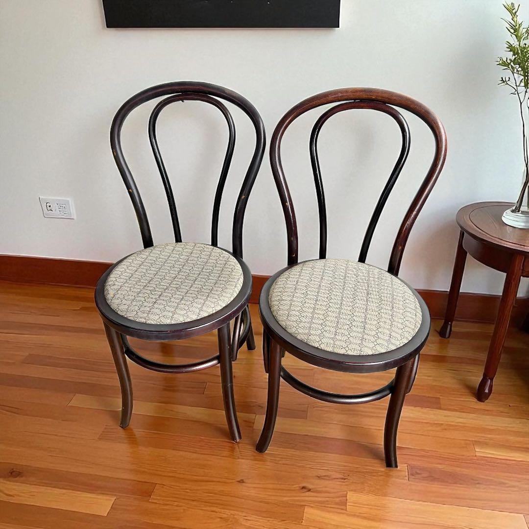 684 ウィンザーチェア 2脚　秋田木工風　ダイニングチェア　ナチュラル　a