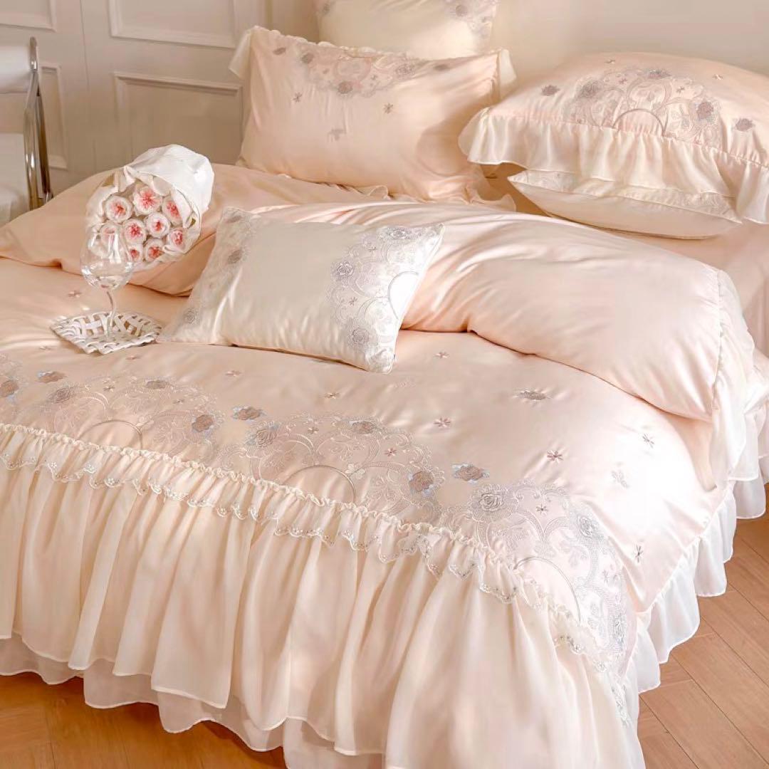 クリーム色 フリル付きダブル寝具セット