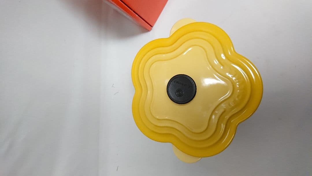 ルクルーゼ　ココットフルール ソレイユ