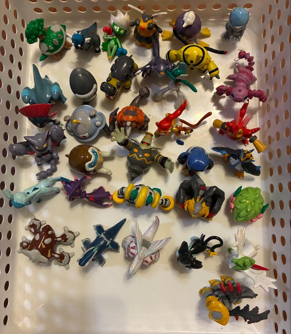 【希少】ポケモン　モンコレ　初代　97体セット＋指人形セット　任天堂　廃盤　レア