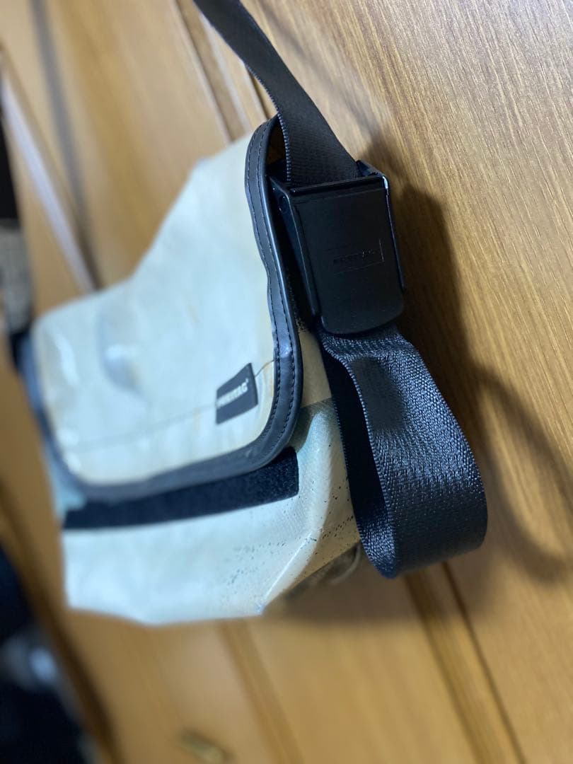 FREITAG メッセンジャーバッグ サーフサイド6 ホワイト系