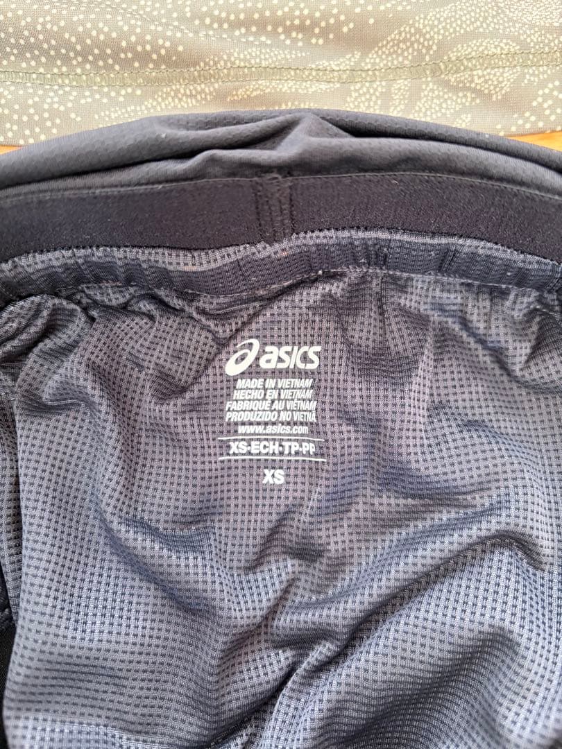 【即日発送】asics シングレット、ショーツセット