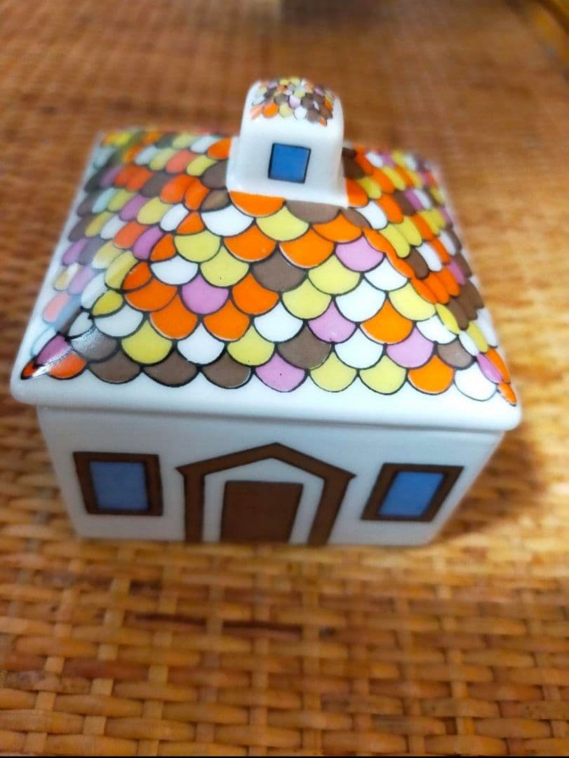 100個セット「新品未使用」オシャレなお家の形　有田焼　陶器製