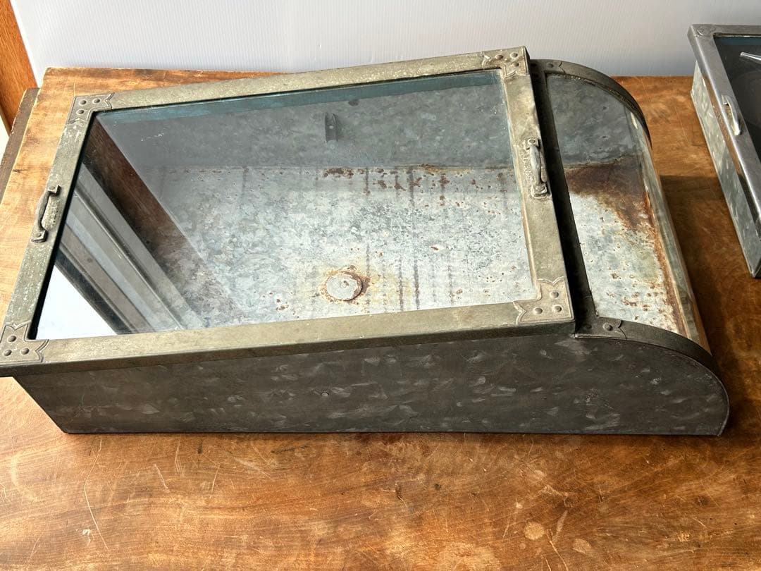 アンティーク　Rガラスケース　ディスプレイ　駄菓子屋　レトロ　ブリキケース　大正