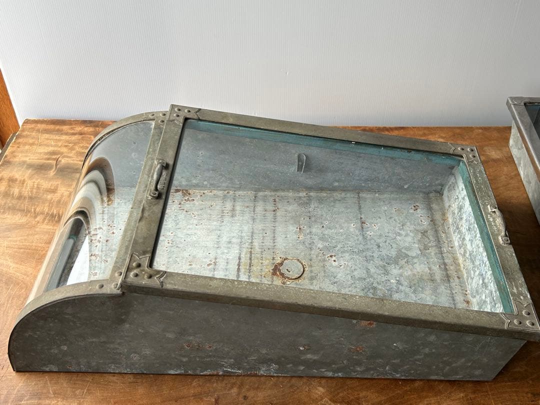 アンティーク　Rガラスケース　ディスプレイ　駄菓子屋　レトロ　ブリキケース　大正