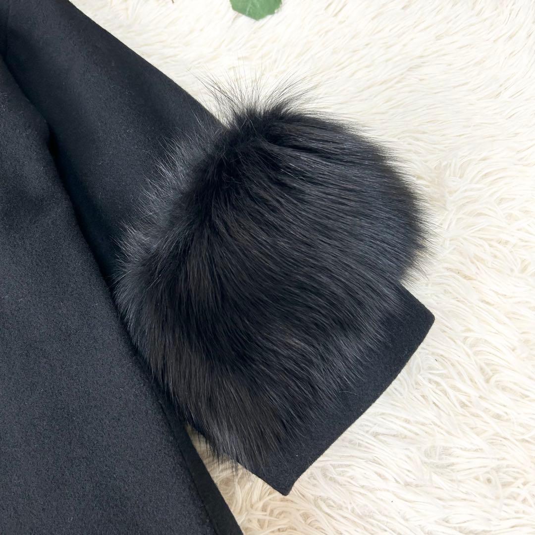 【新品】Grand Table フォックスファー付きVネックノーカラーコート 黒