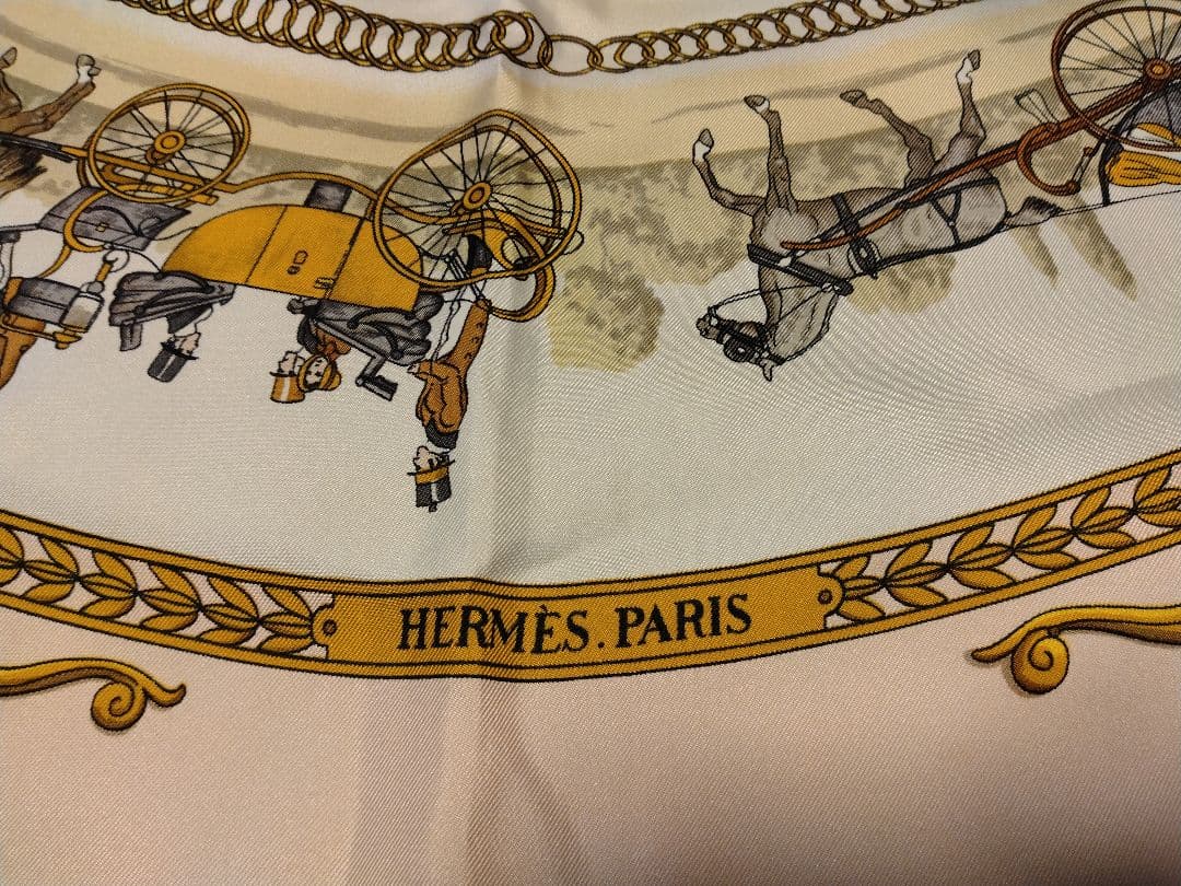 【HERMES】エルメス スカーフ カレ90 ロンシャンへの散歩