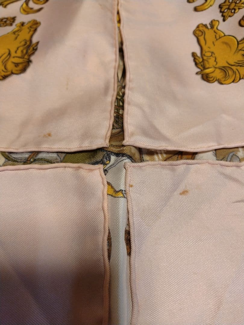 【HERMES】エルメス スカーフ カレ90 ロンシャンへの散歩