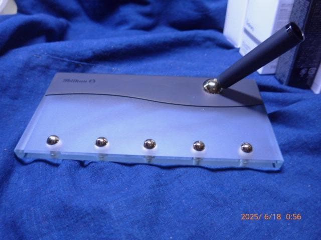 激レア　ペリカンのガラスのデスクスタンド　ペリカン70周年記念時