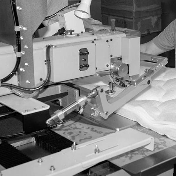 スプリングマットレス クイーン ポケットコイル ベッドマットレス 日本製