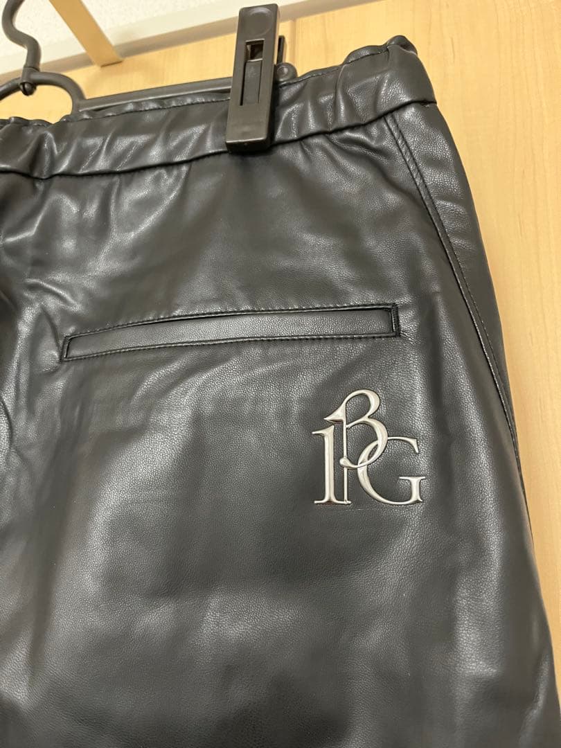 メンズウェア 1PIU1UGUALE3 GOLF fake leather rib pants