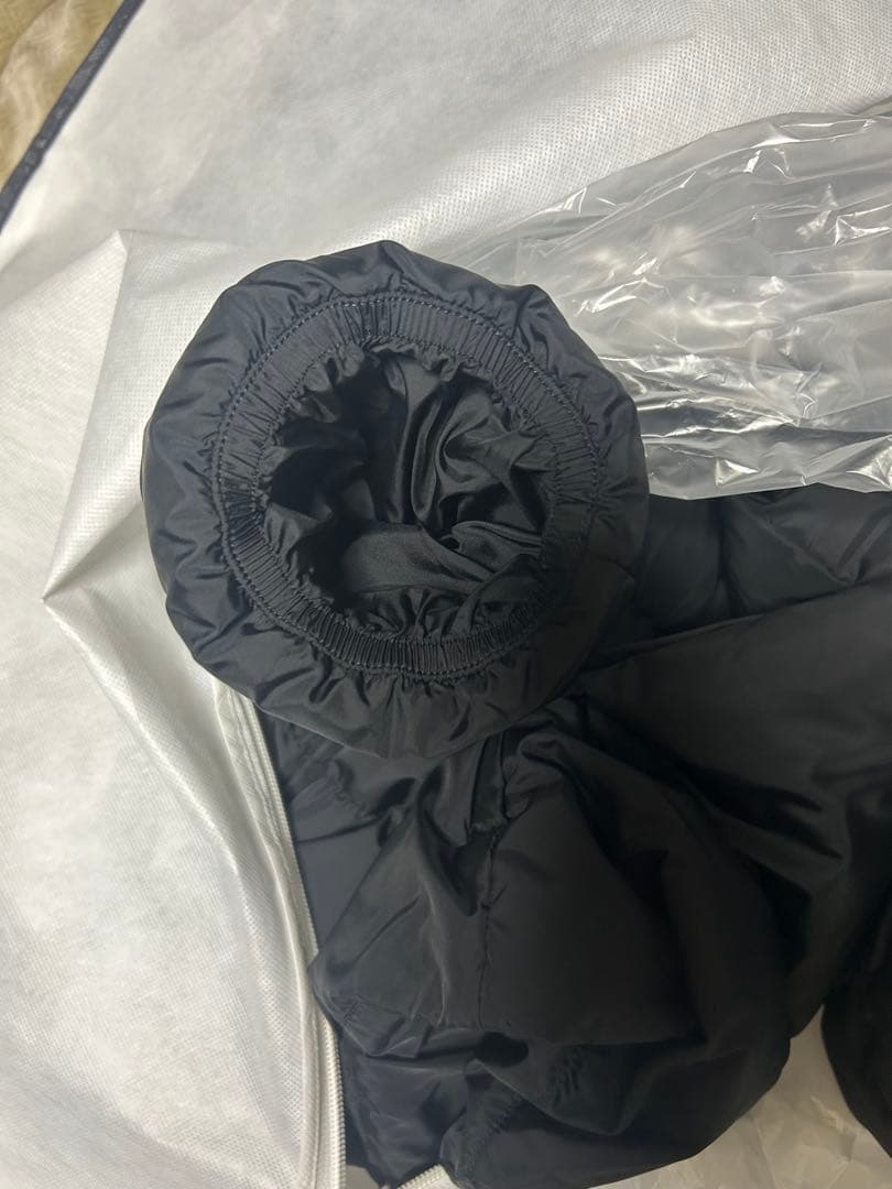 【MONCLER】モンクレール ダウン　カバーハンガー付き