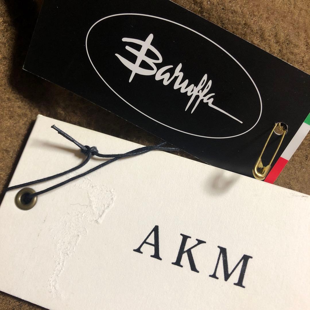 R★未使用タグあり定価6万強　AKM エクストラファインメリノウールカーディガン