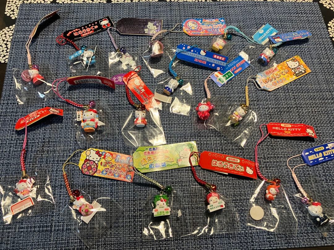【未使用】ご当地キティ ストラップ 17個セット