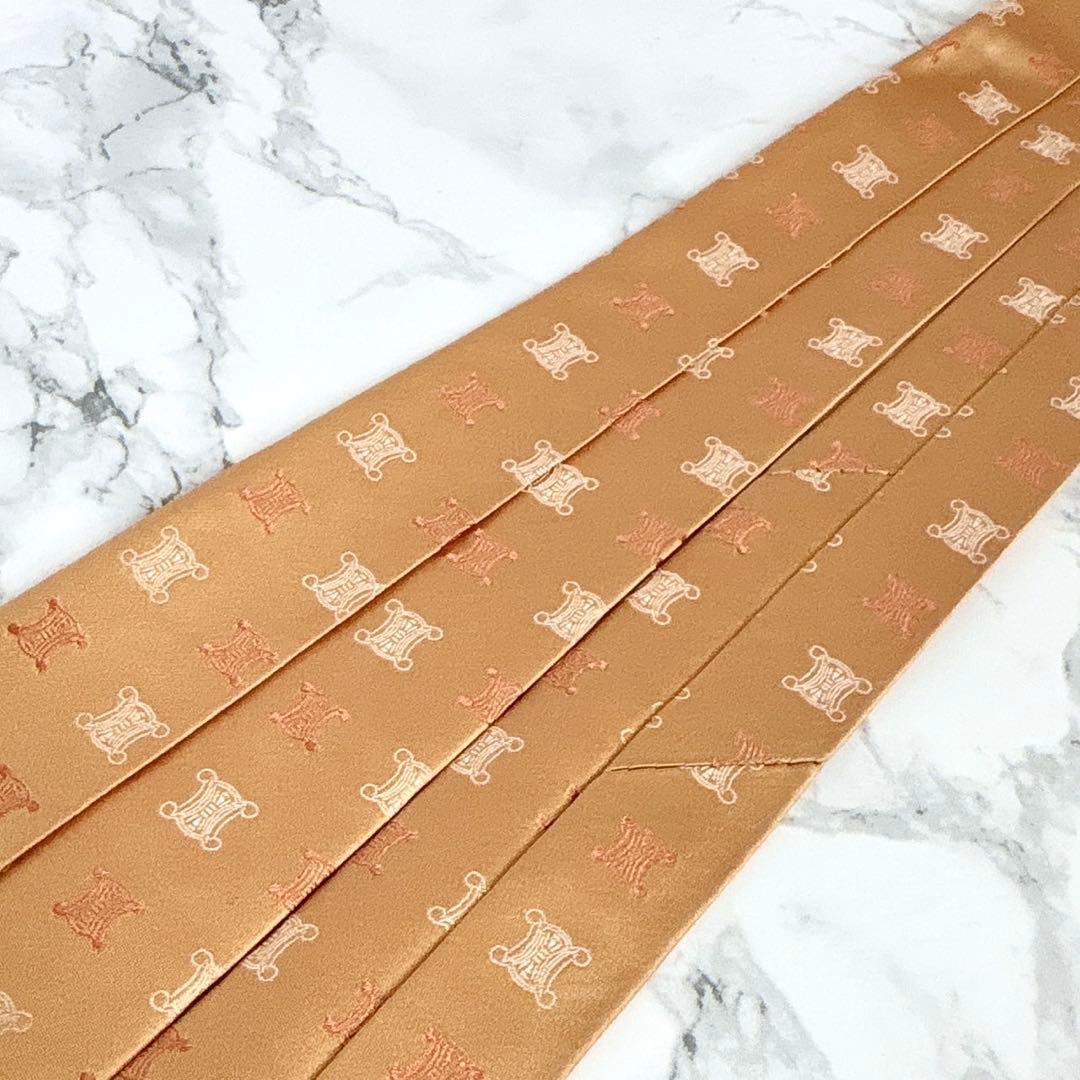 ✨未使用クラス✨CELINE ブランドの象徴　全面トリオンフロゴ仕様① ネクタイ