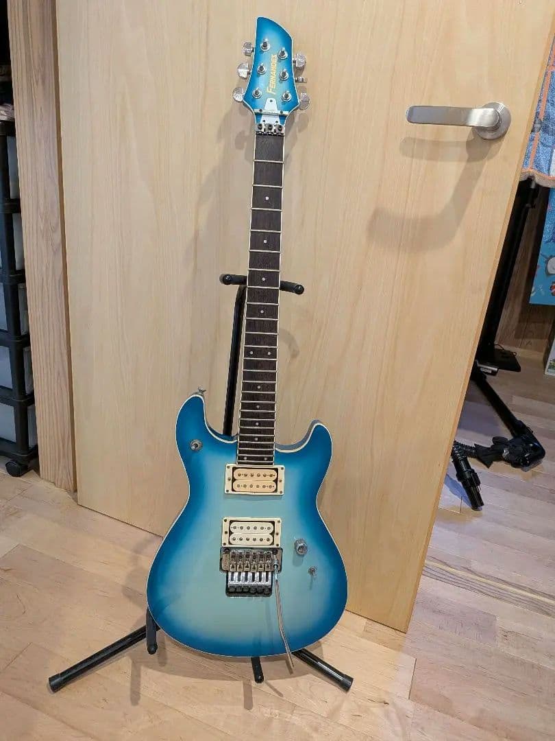 ク*ミ様 FERNANDES エレキギター JDA-85Y　ジャンヌ・ダルク